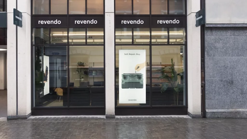 Revendo Store