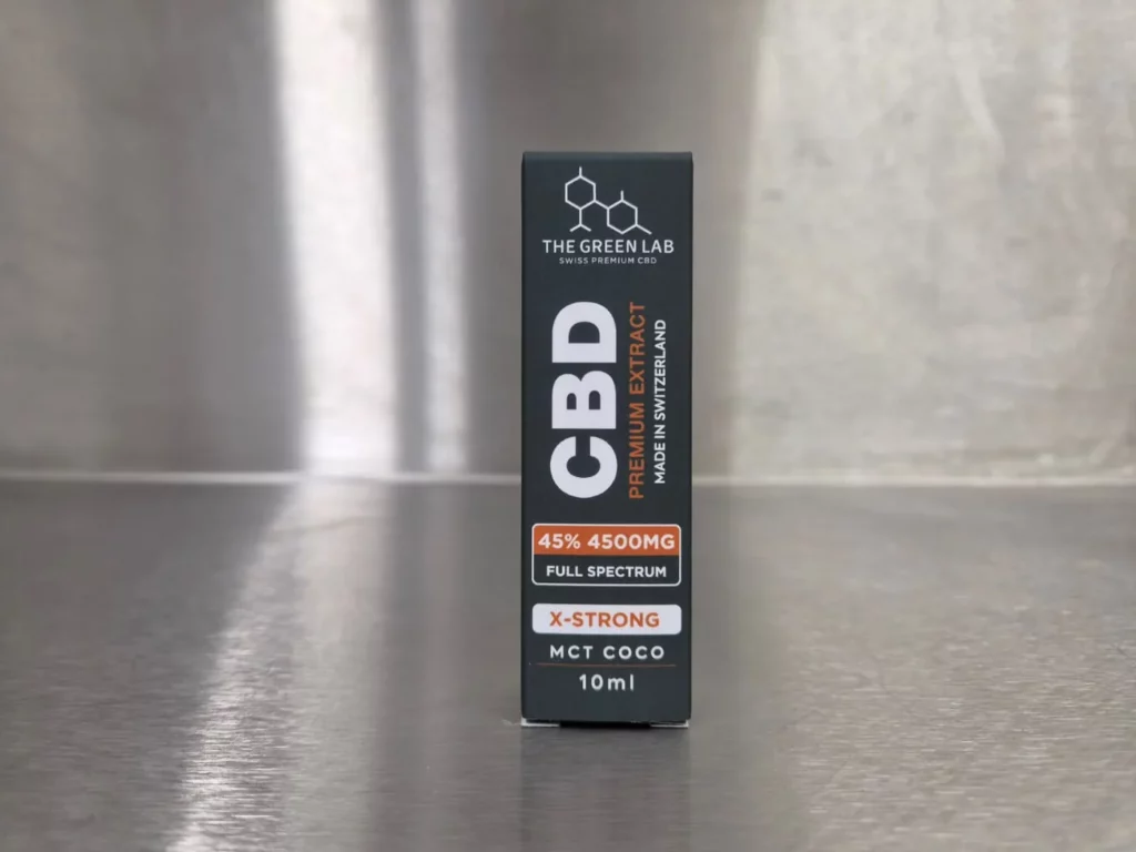 The Green Lab CBD X-Strong 45% box, Full Spectrum on coconut MCT, 10 ml bottle labelled 4500 mg